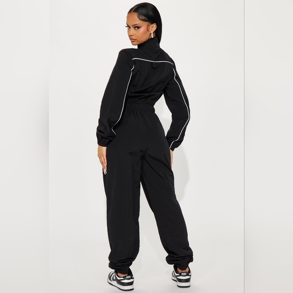 Fashion Nova Sold Out SPORTY LOVE Windbreaker Black And White Piping Jumpsuit - Picture 3 of 7